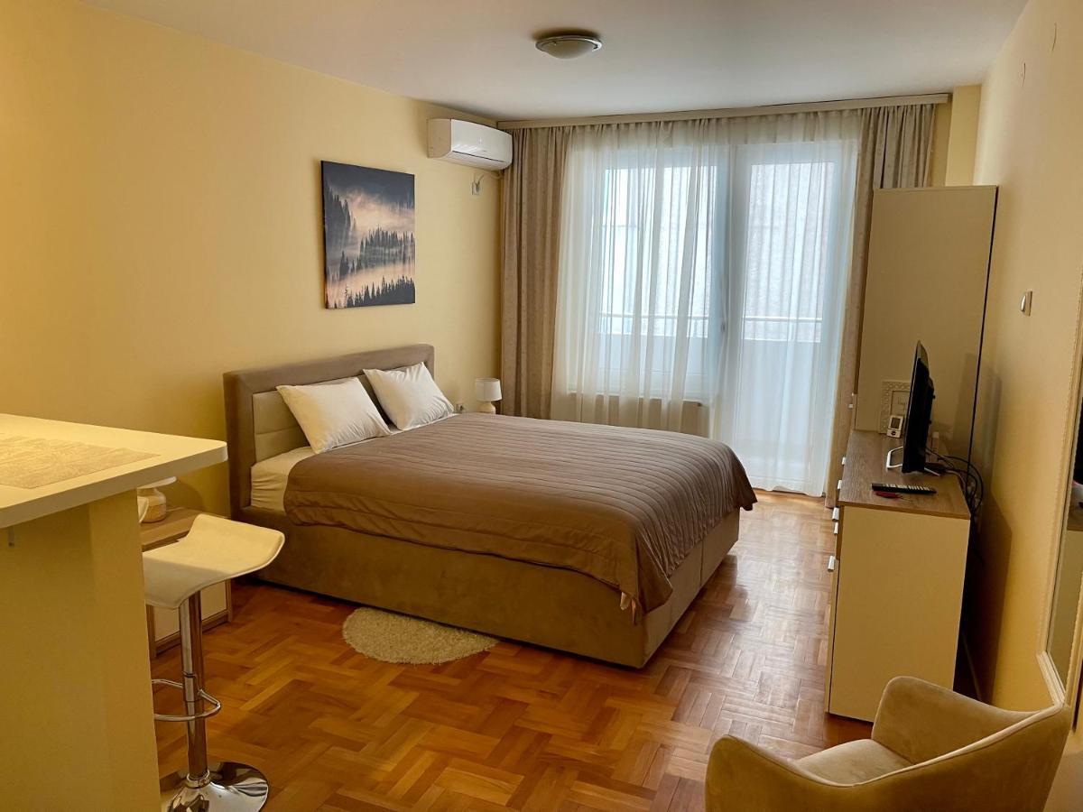 Trident Apartments 2 Ni エクステリア 写真